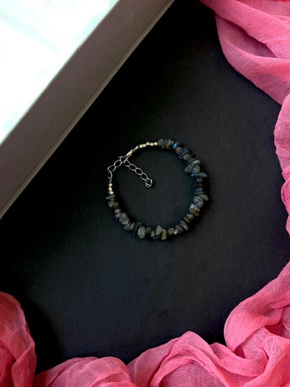 Natural Cut Chips Stone Bracelet