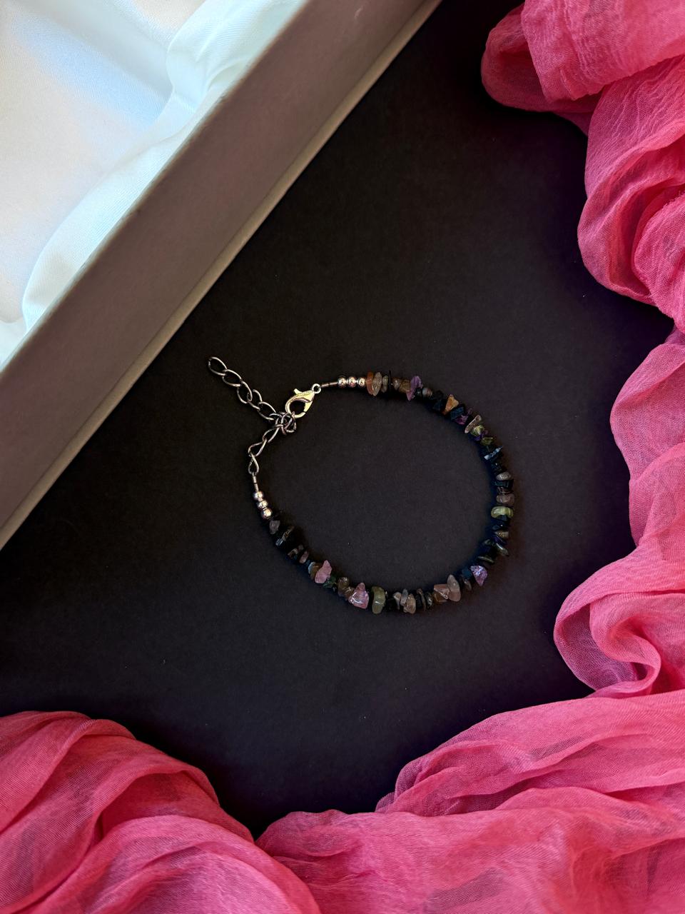 Natural Cut Chips Stone Bracelet