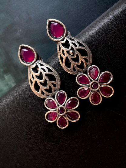 Oxidized Stud Earring