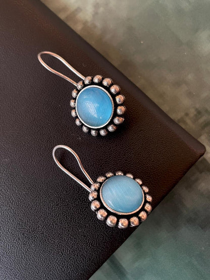 Round Monalisa Stone Stud Earring