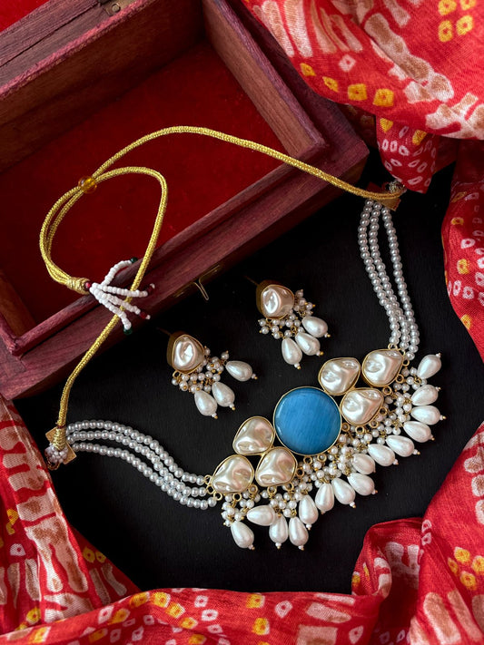 Sea Shell with Big Round Monalisa Stone Choker with Earring set