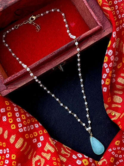 Stone Pendant Chain Necklace