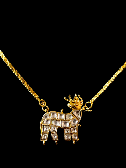 Stone Pendant Chain Necklace