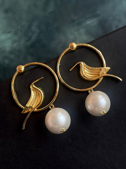 Pearl with Golden Top Stud Earring