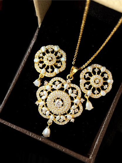 AD stone with Pearl Pendant and Earring Partywear set