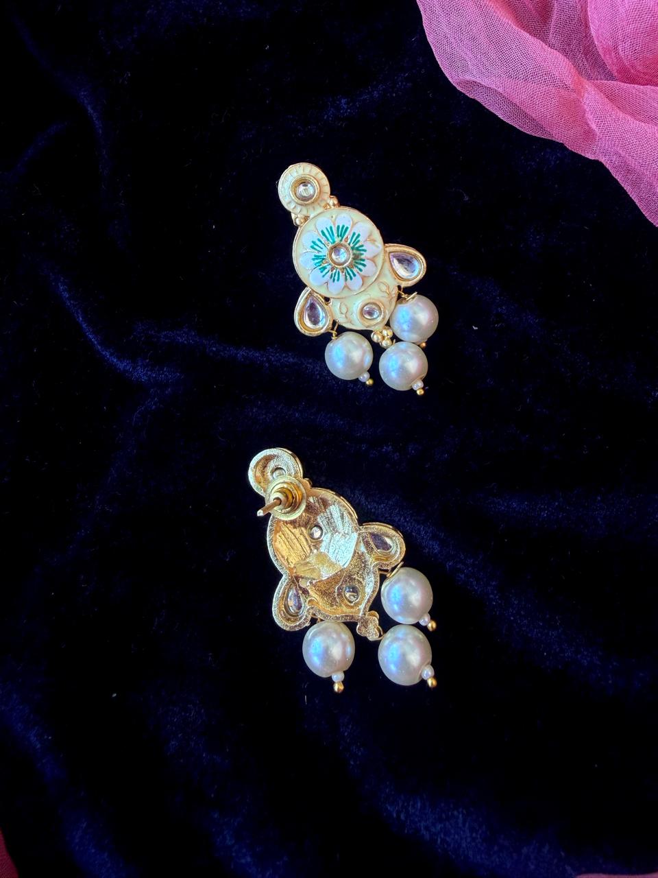 Kundn Meenakari Pendant Mala Moti Necklace with Earring set