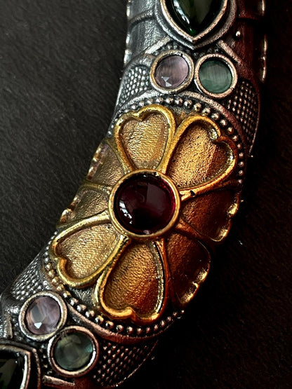 Dual Tone Ethnic Partywear Choker with Earring set