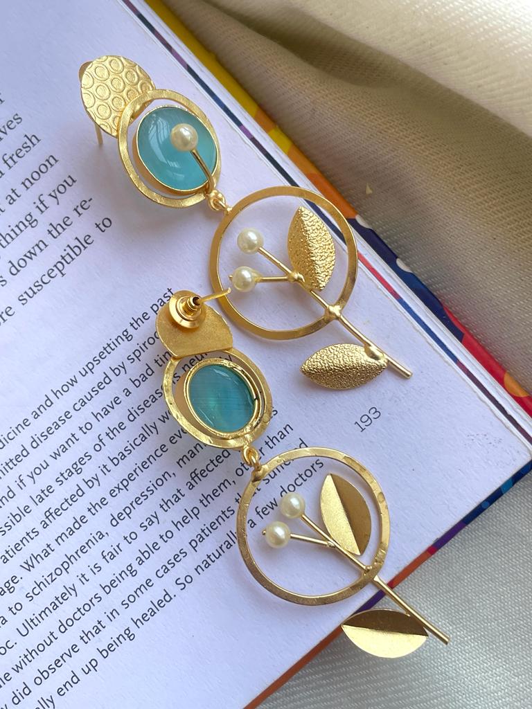 Mnalisa Stone Geometrical Golden Earring