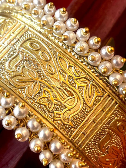 Golden Beaded Openable Kada