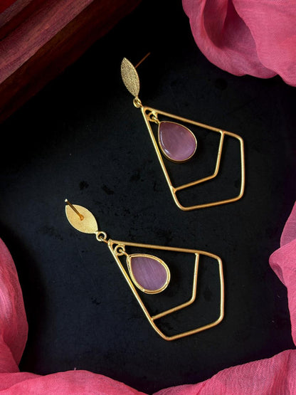 Monalisa Stone Geometrical Golden Earring