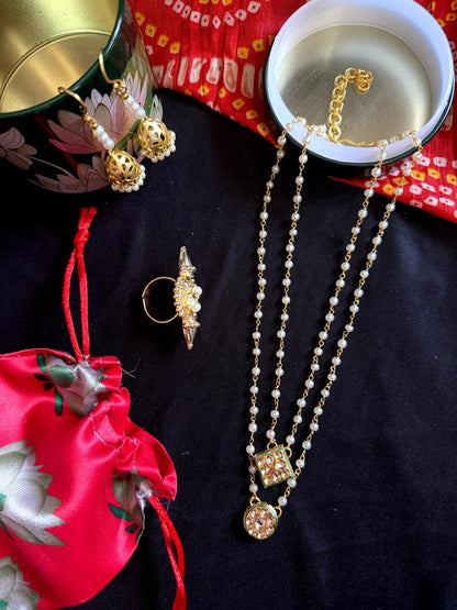 Gift Box (1 Necklace, 1 Ring and 1pair of Earring)