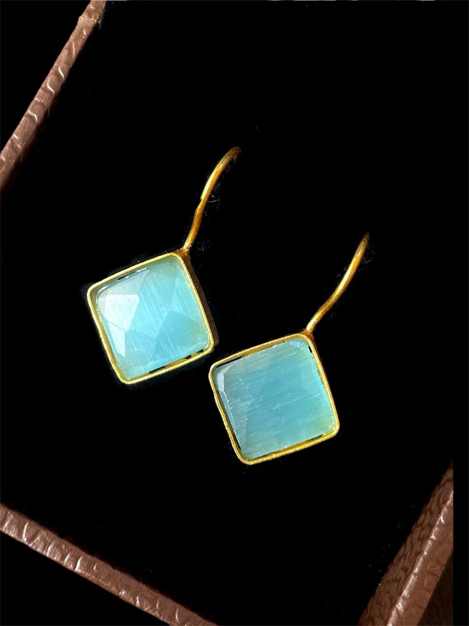 Cut Stone Square Golden Stud Earring