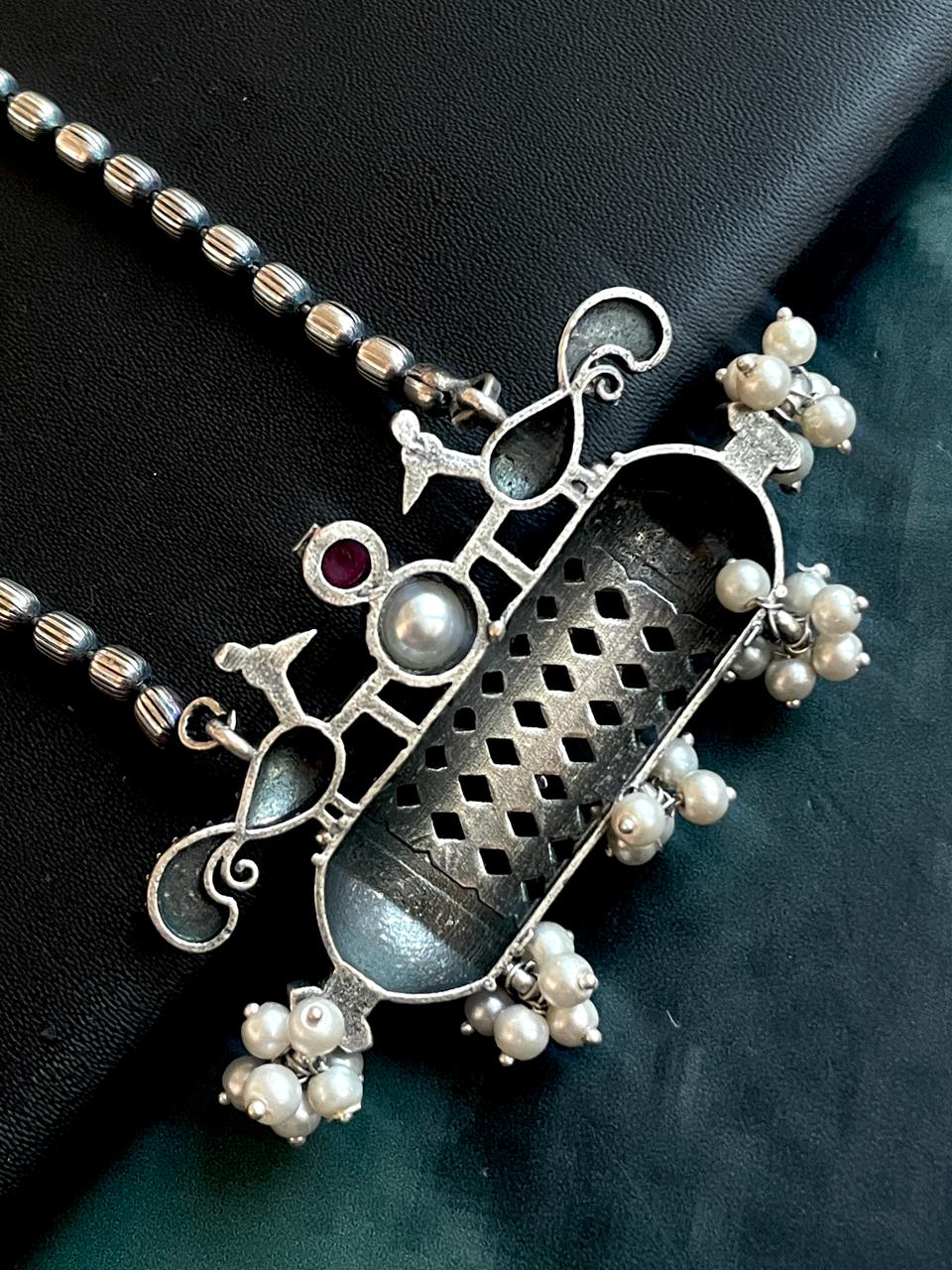 Oxidized Pendant Necklace