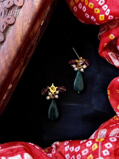Stone Beaded Kundan earring
