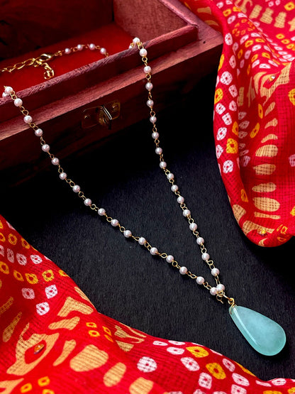 Stone Pendant Chain Necklace
