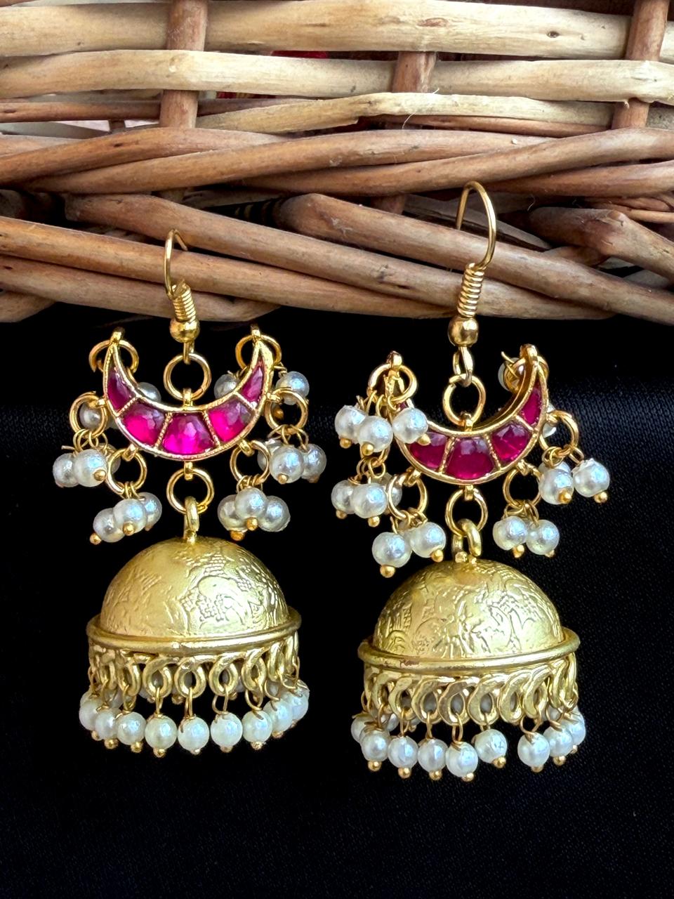 Pachi Kundan with Golden Jhumki Earring