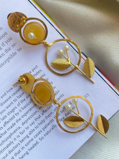 Mnalisa Stone Geometrical Golden Earring