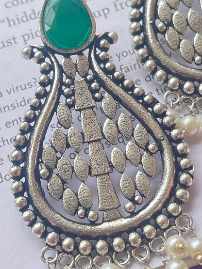 Oxidized Stud Earring with Monalisa stone