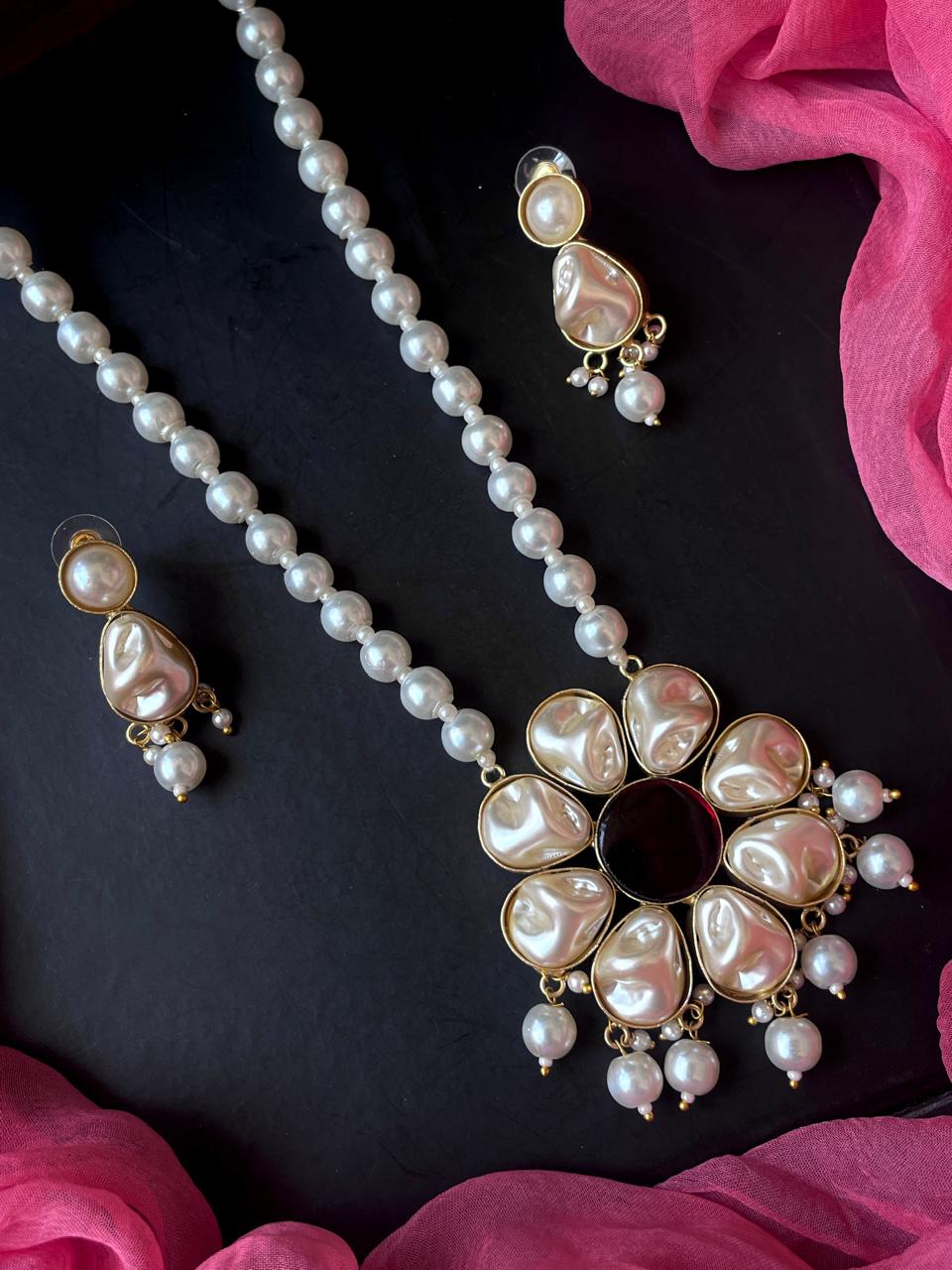 Monalisa Stone Shell Pearl Necklace with Earring set