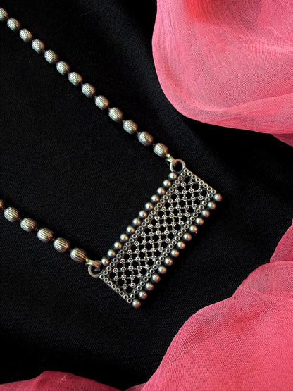 Oxidized Pendant Chain Necklace