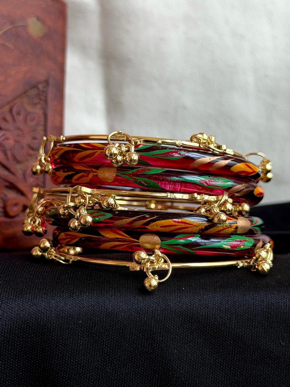 Glass Bangles with Metal Bangles set