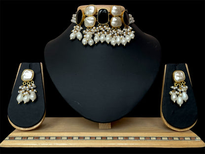 Sea Shell with Monalisa Stone Choker with Earring Set