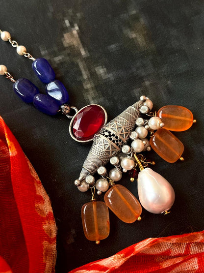 Oxidized Pearl Beaded Pendant Chain Necklace