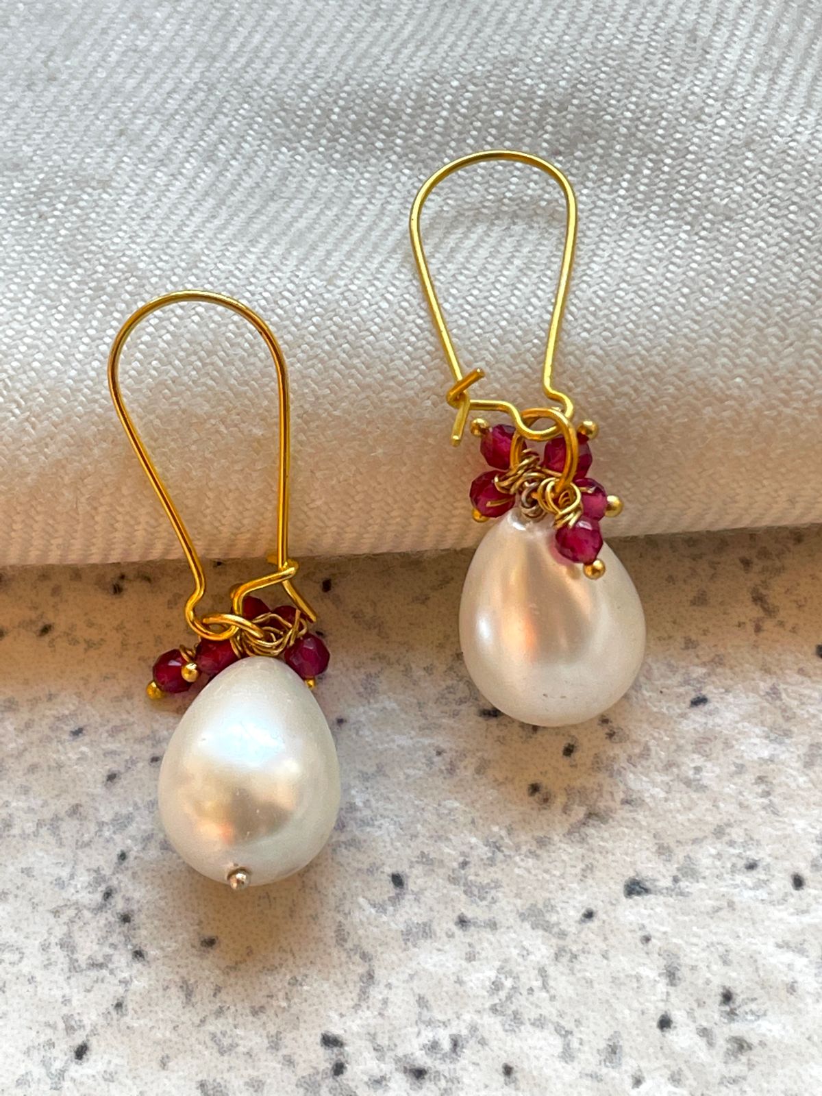 Shell Pearl Earring