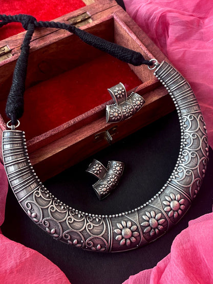 Oxidized Black Polish Choker with Earring set