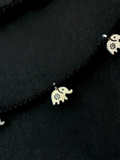 Tread with Motif Anklets