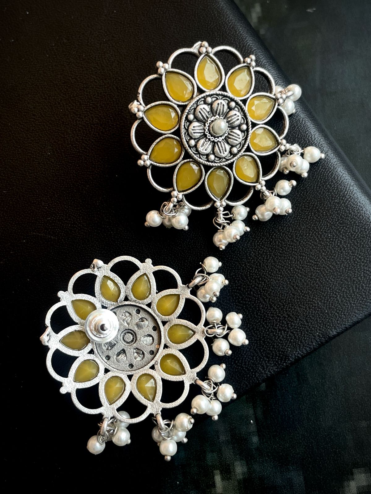 Oxidized Floral Stone Beaded Earring