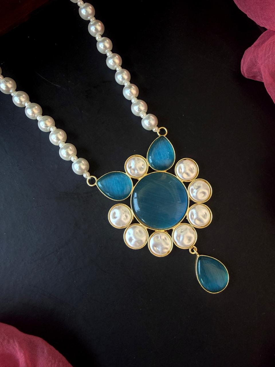 Monalisa Stone Shell Pearl Necklace with Earring set