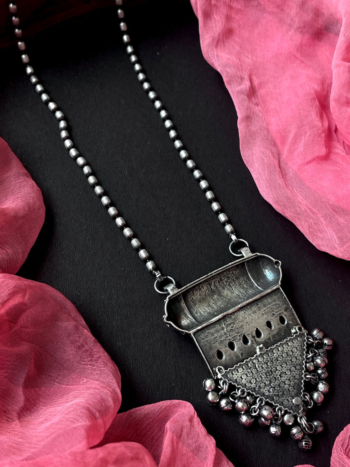 Oxidized Black Polish Pendant Chain Necklace
