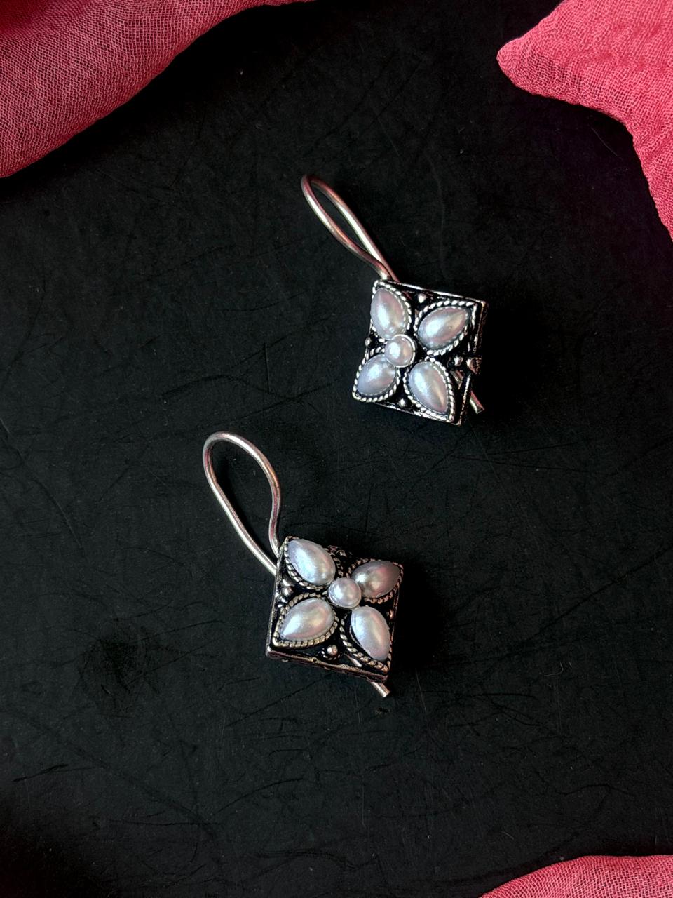 Monalisa Stone Oxidized Casual Wear Earring