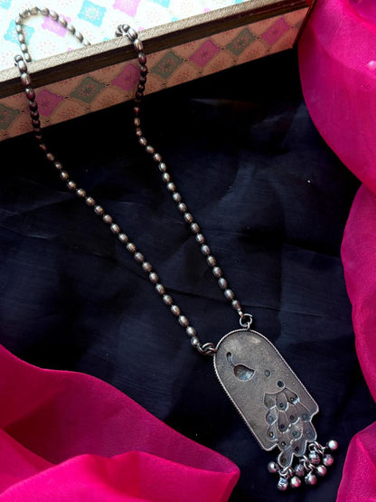 Oxidized Pendant Chain Necklace