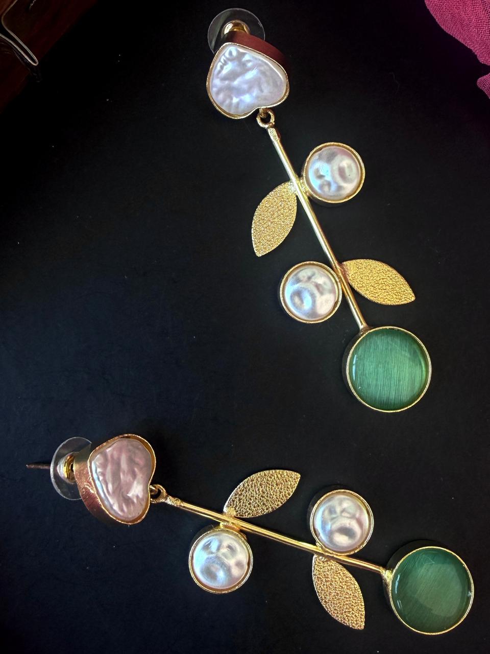 Monalisa Stone Shell Pearl Golden Leaf Earring