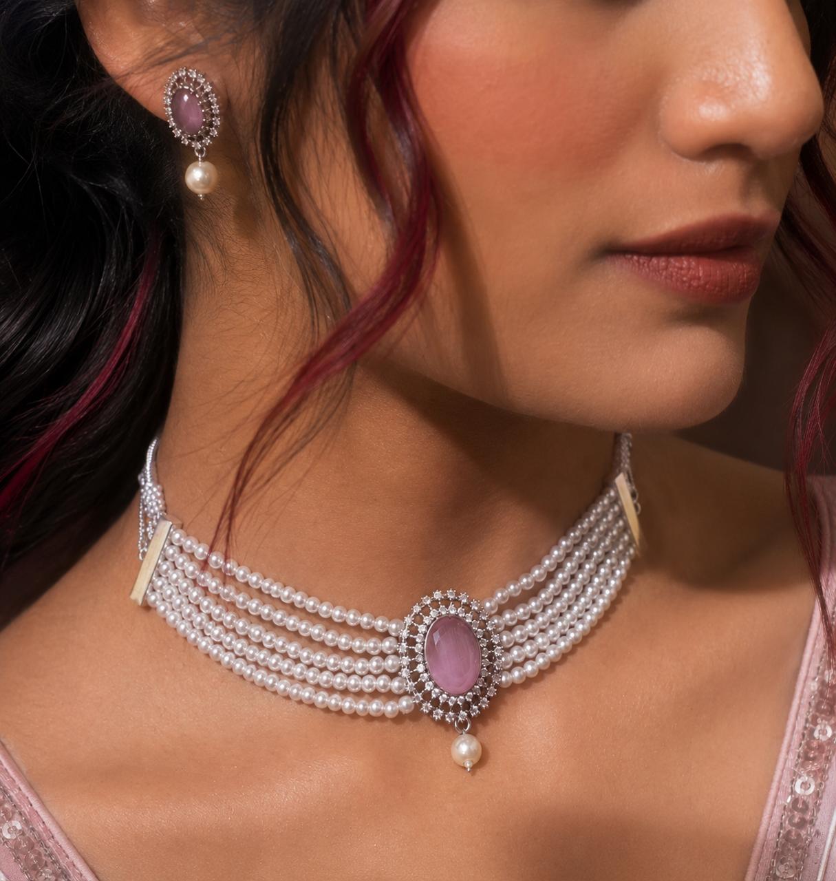 Monalisa Stone Pendant Pearl Mala Choker Necklace with Earring set