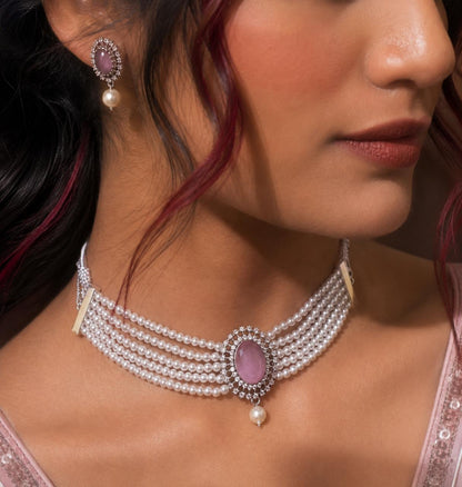 Monalisa Stone Pendant Pearl Mala Choker Necklace with Earring set