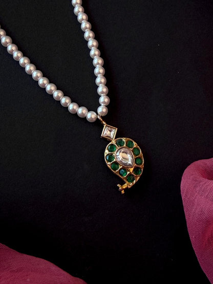 Pachi Kundan Pendant Beaded Mala Necklace