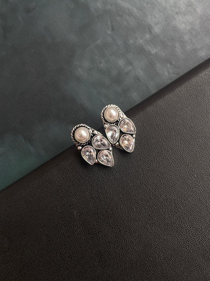 Three Monalisa Stone with White Pearl Stud Earring