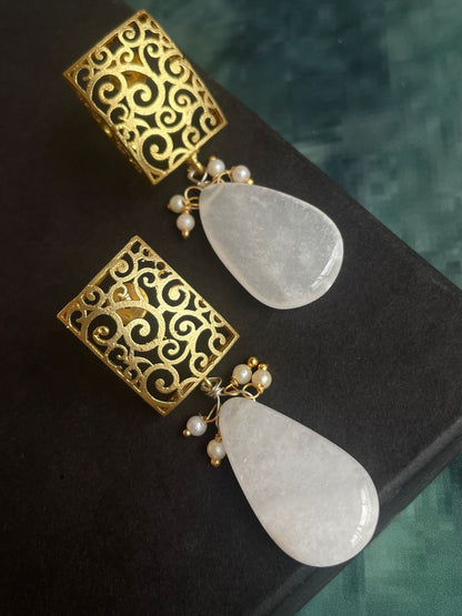 Earring with Monalisa Stone and Square Designer Top