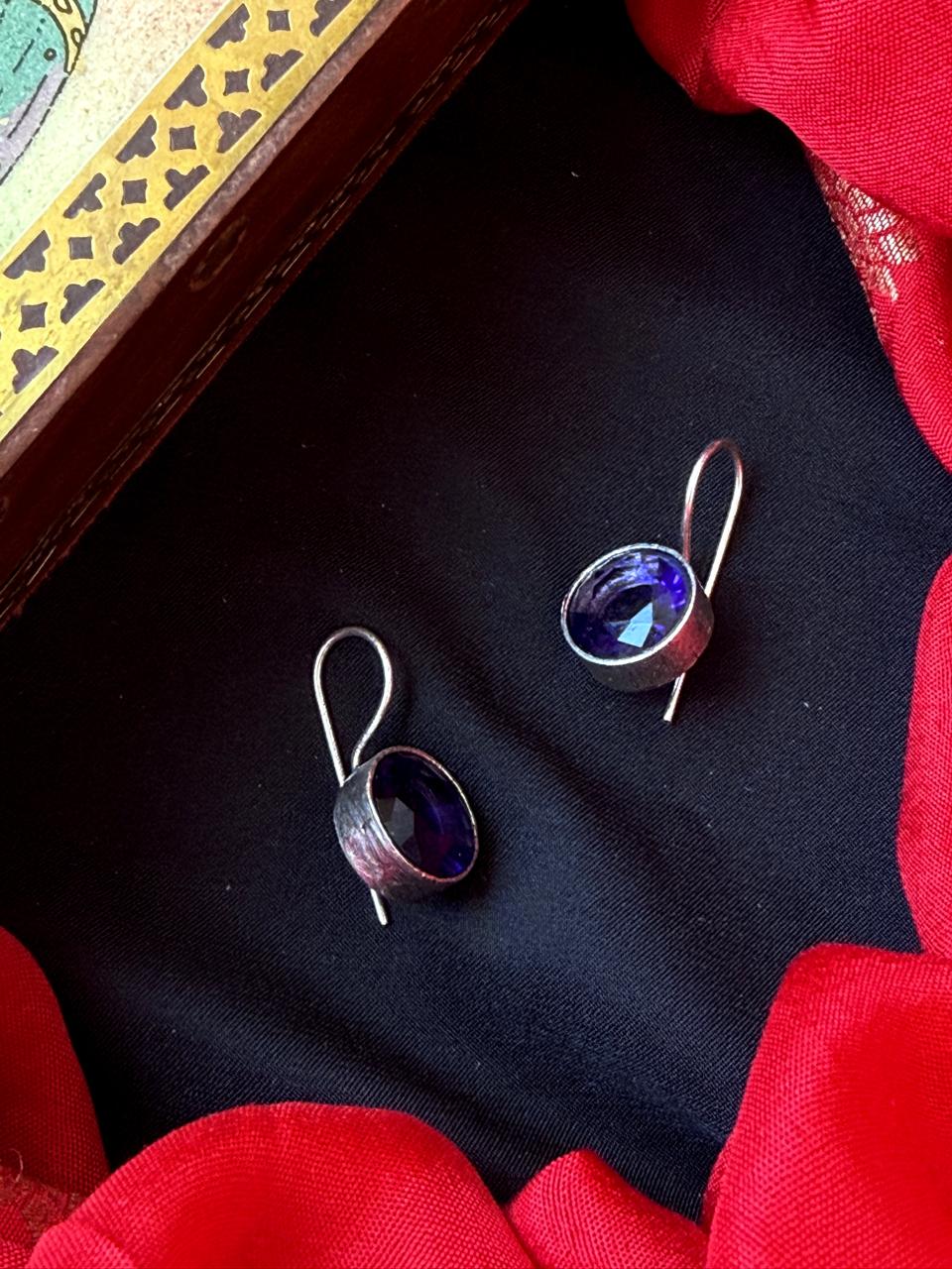 Monalisa Stone Round Shape Oxidized Earring