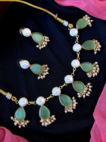 Monalisa Stone with Shell Pearl Choker and Earring set