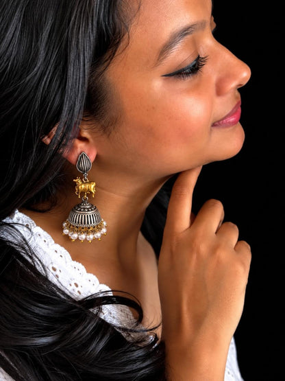 Dual Tone Cow Shape Earring