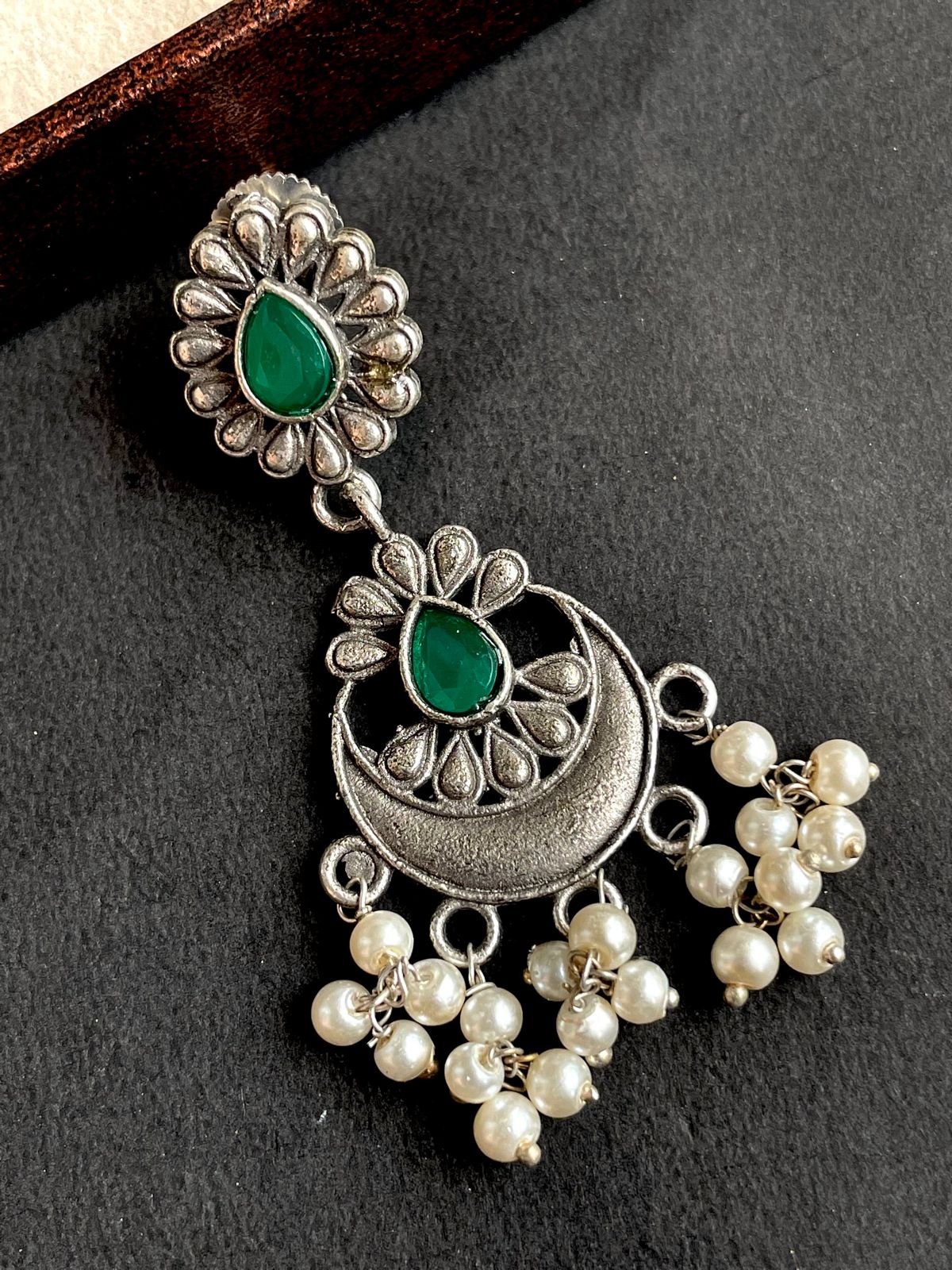 oxidized chandbali earing with stone and beads