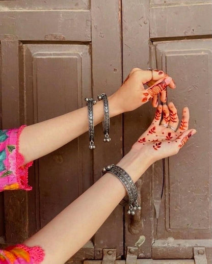 Oxidized Ghunghroo Bangles (set of 4 Bangles)