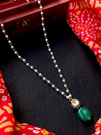 Handmade Shell Pearl Chain Kundan with Jade Stone Pendant Necklace
