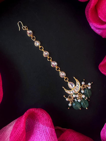 Kundan with Stones Choker, Earring and Mang Tika set