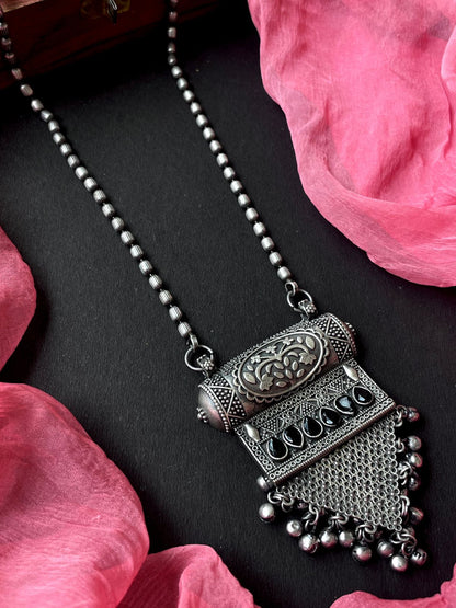 Oxidized Black Polish Pendant Chain Necklace