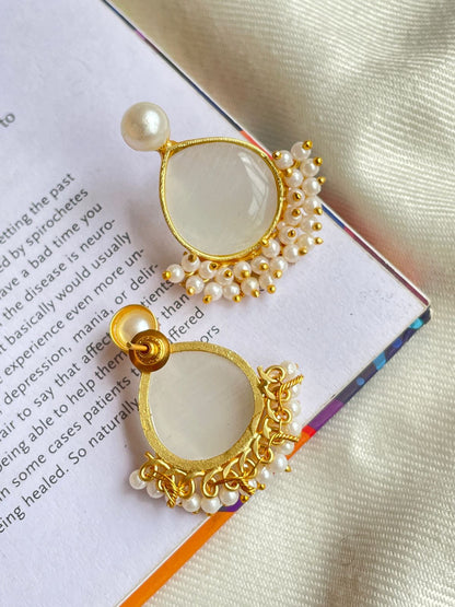 Monalisa Stone and Pearl Beaded Stud Earring